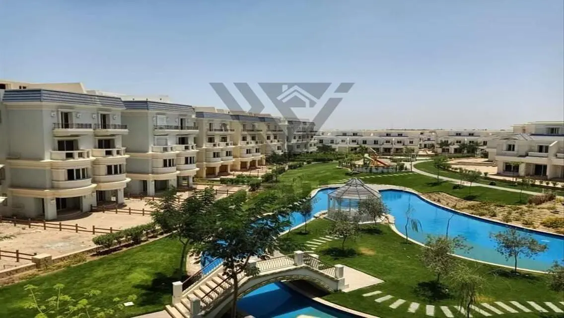Luxury Apartment with Spacious Layout in Mountain View 4