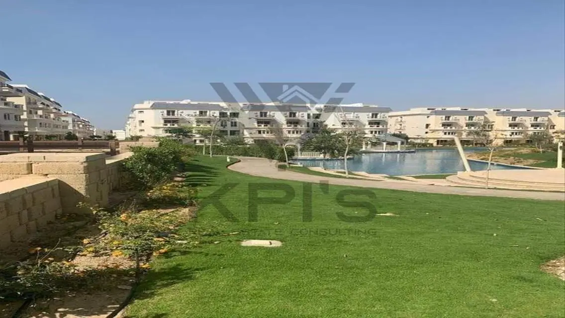Luxury Apartment with Spacious Layout in Mountain View 4