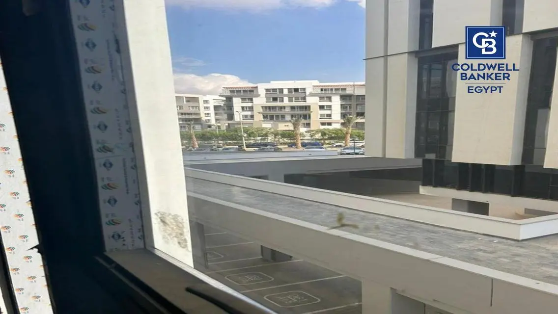 شقة حديثة للبيع بمساحة ممتازة في كايرو