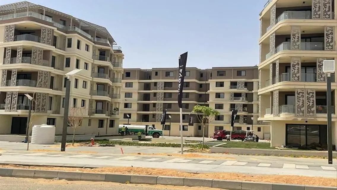 فيلا فاخرة في باديا بالم هيلز بسعر مذهل