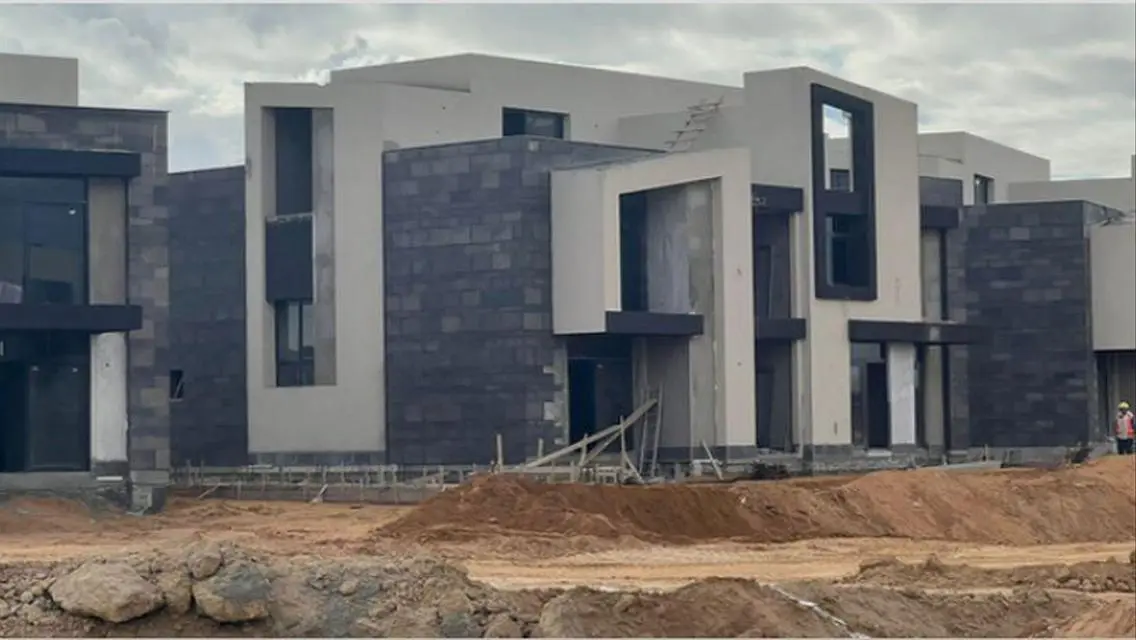Luxury Villa with Multiple Rooms for Comfort