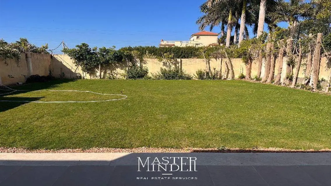 Spacious 1000 Meter Home for Sale