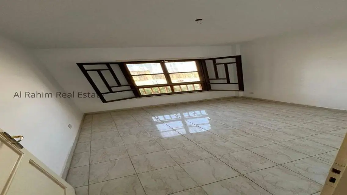 Luxury Apartment for Sale - 250 m² in the Heart of the City