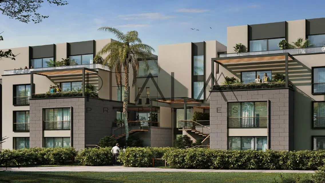 Luxury Villa with Private Garden and Swimming Pool