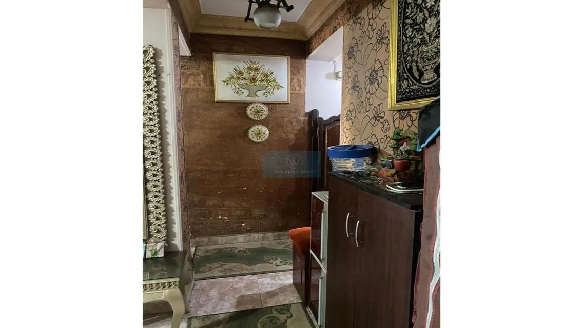 شقة فاخرة مع شرفة بسعر مغري