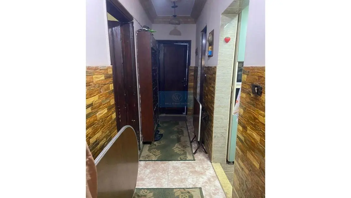 شقة فاخرة مع شرفة بسعر مغري