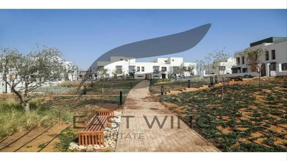 Luxurious Apartment with Maid Room and Security Guard
