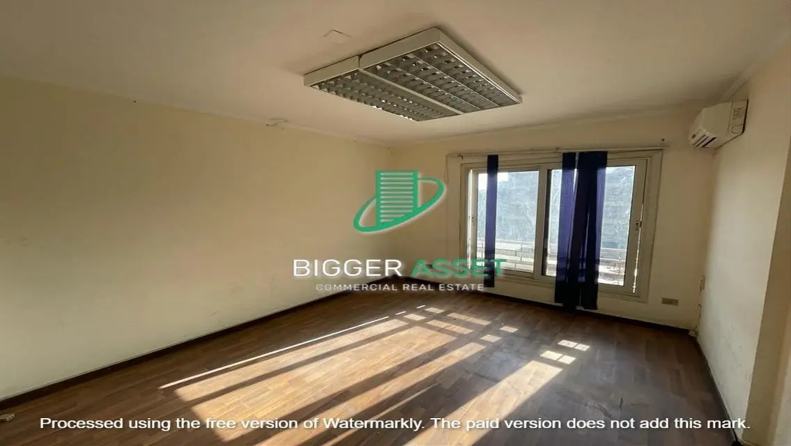 Spacious 350 sqm Office Available Now!