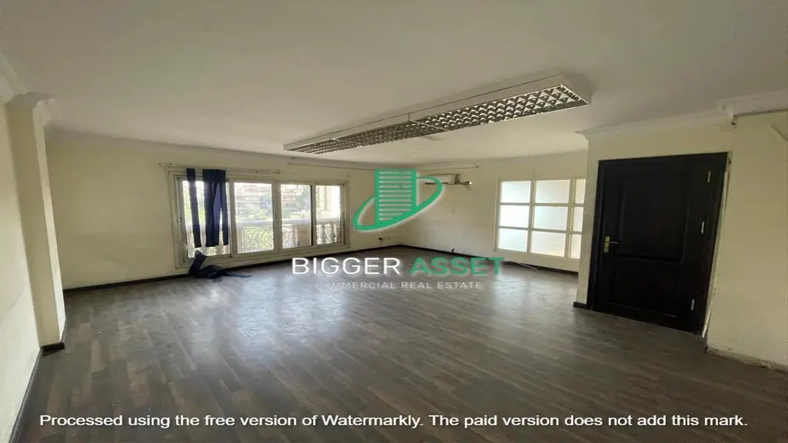 Spacious 350 sqm Office Available Now!