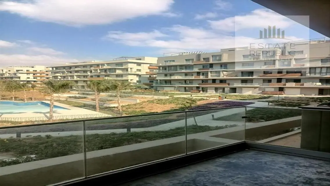 Luxurious Apartment for Sale with Lake View