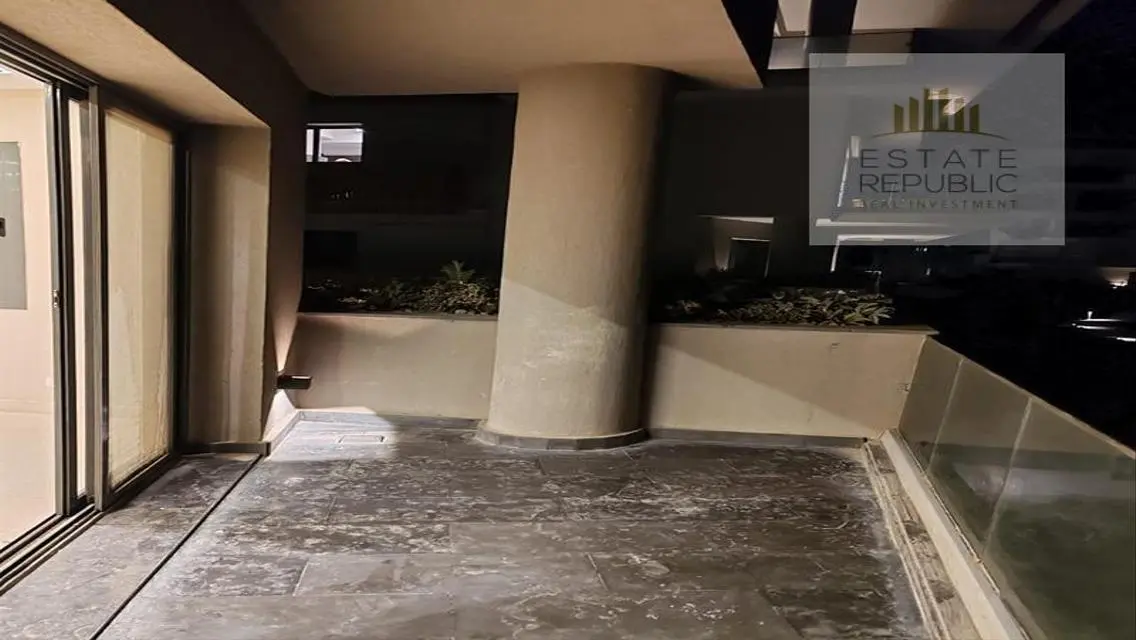 Luxurious Apartment for Sale with Lake View