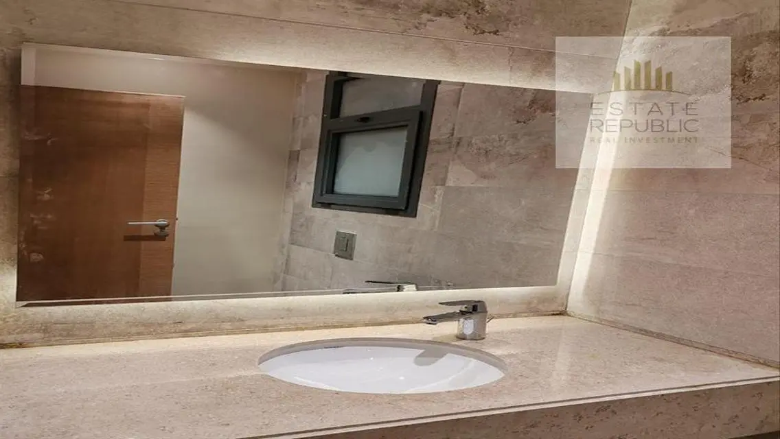 Luxurious Apartment for Sale with Lake View