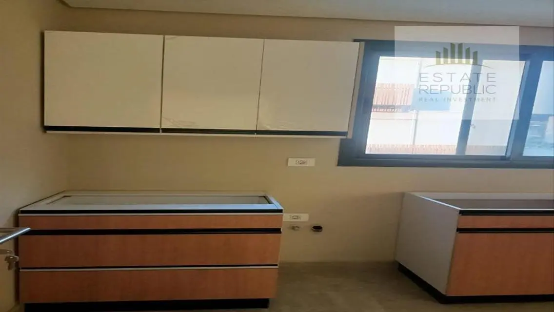 Luxurious Apartment for Sale with Lake View