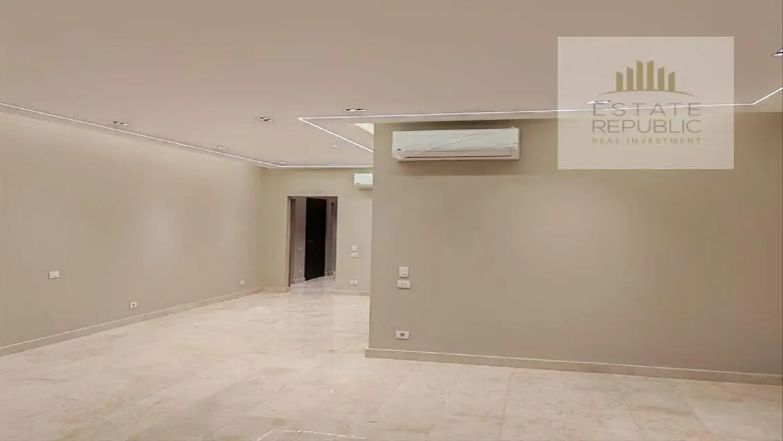Luxurious Apartment for Sale with Lake View