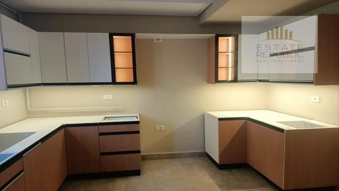 Luxurious Apartment for Sale with Lake View