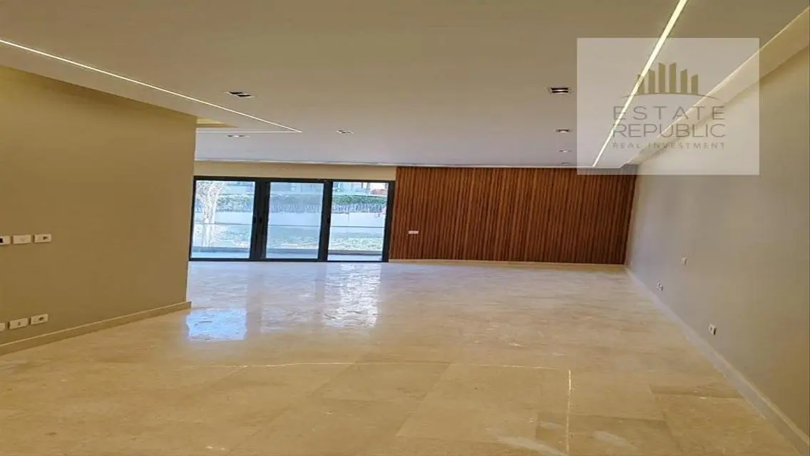 Luxurious Apartment for Sale with Lake View