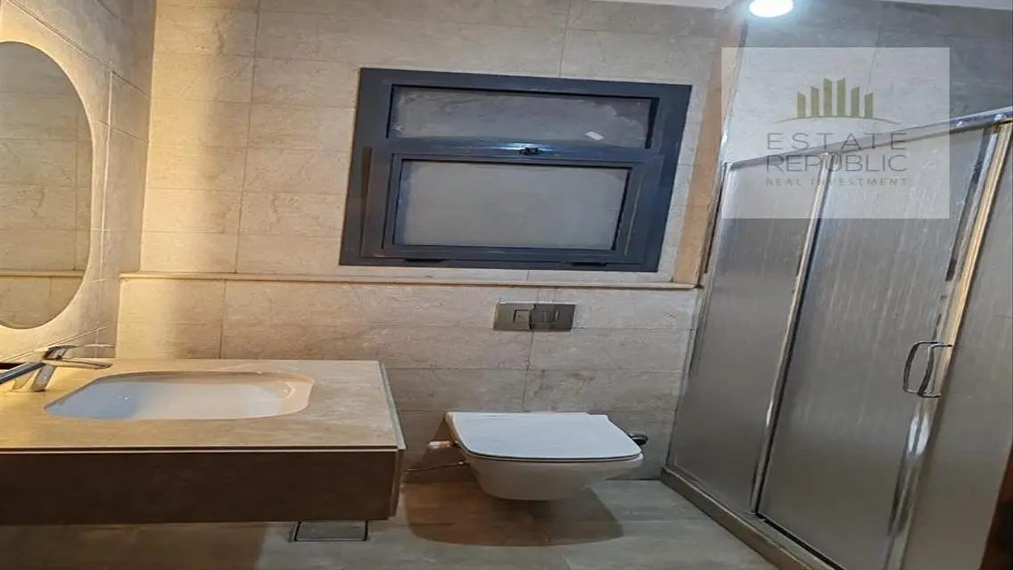 Luxurious Apartment for Sale with Lake View