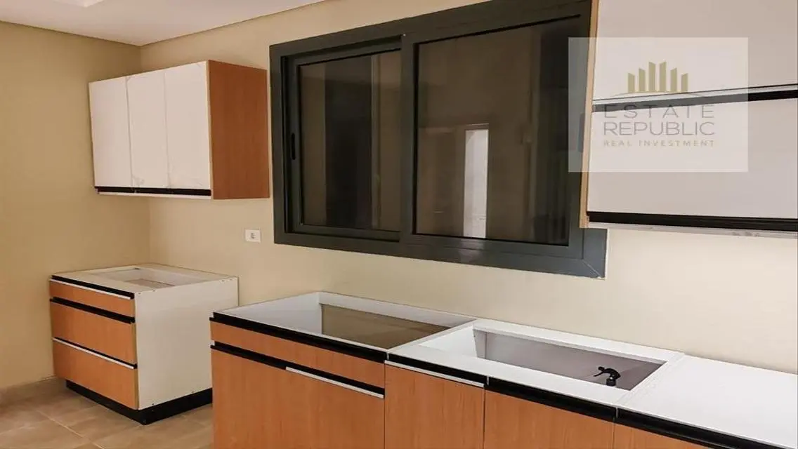 Luxurious Apartment for Sale with Lake View