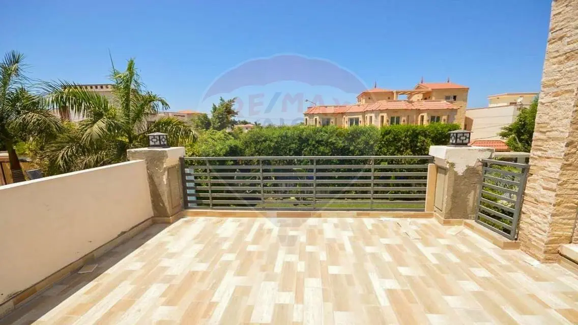 Luxury Apartment with Amenities in the Heart of the City