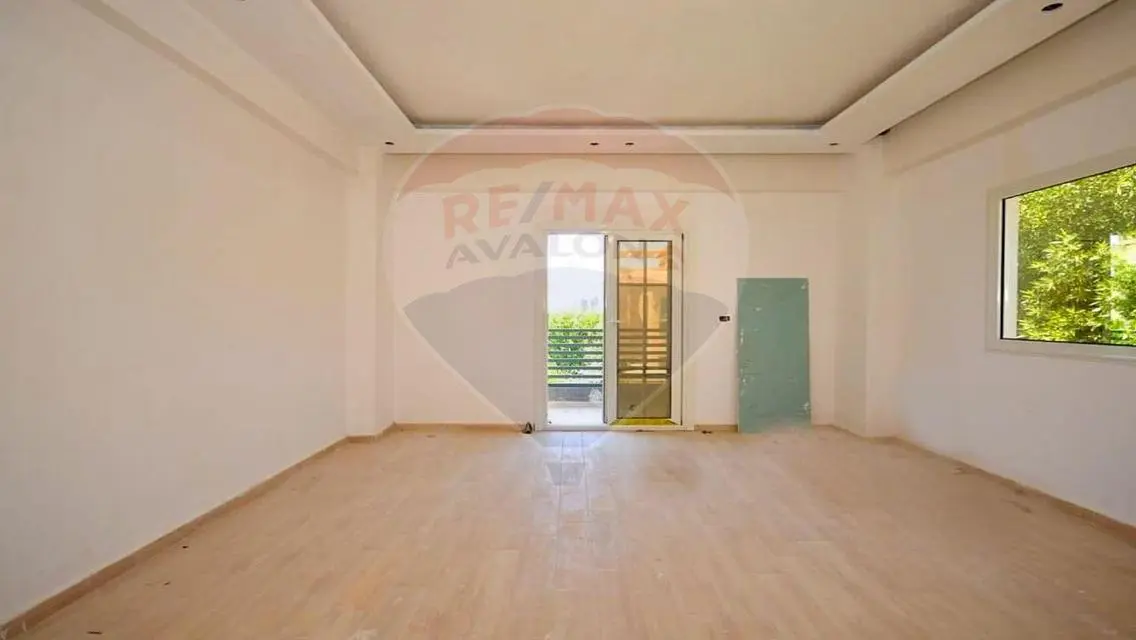 Luxury Apartment with Amenities in the Heart of the City