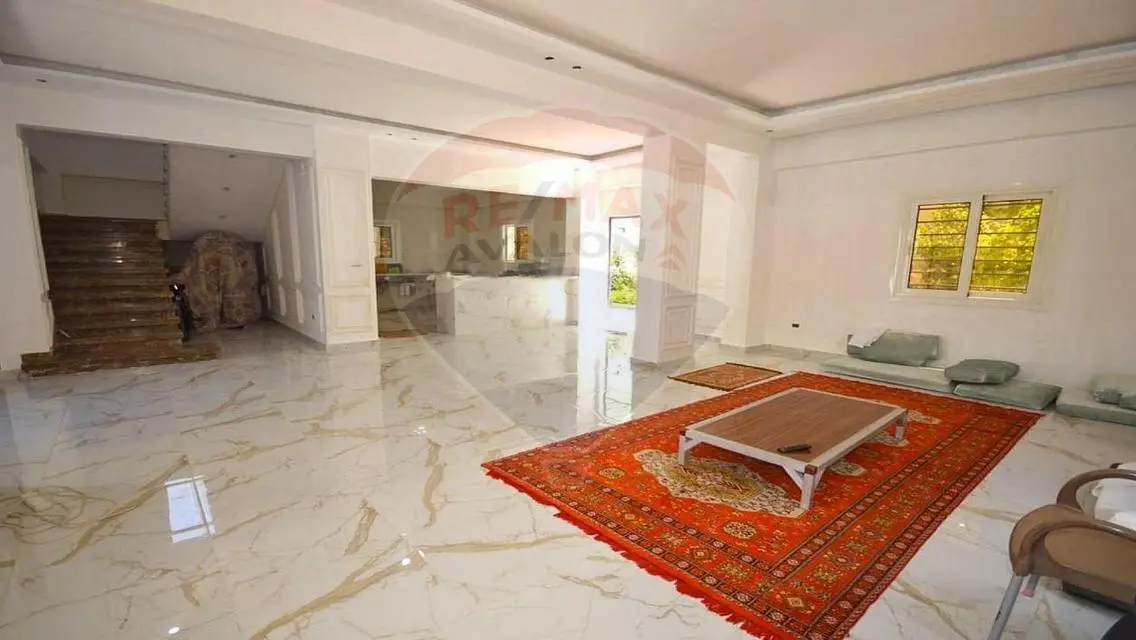 Luxury Apartment with Amenities in the Heart of the City