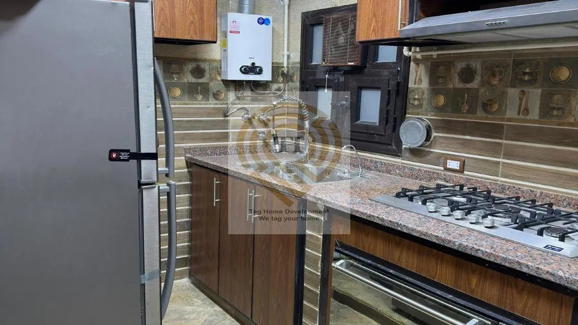 شقة مميزة للايجار ب235 متر في منطقة هادئة