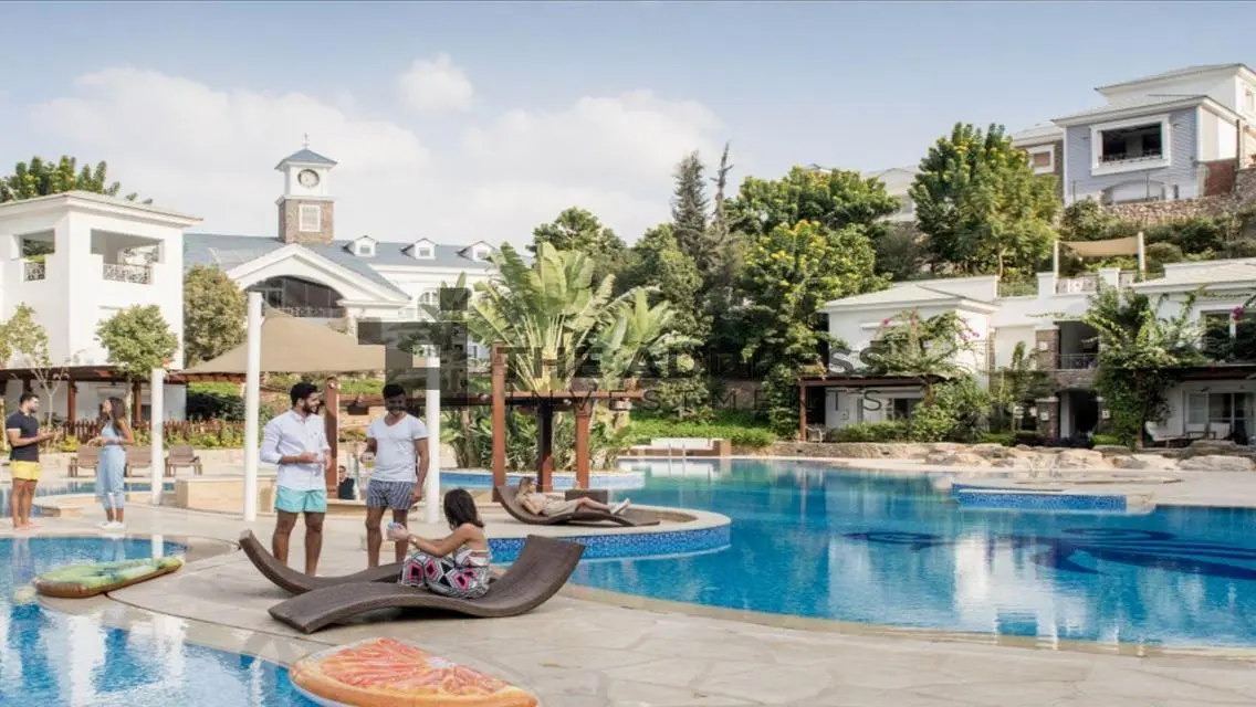 Luxury Villa with Private Pool and Garden for Sale