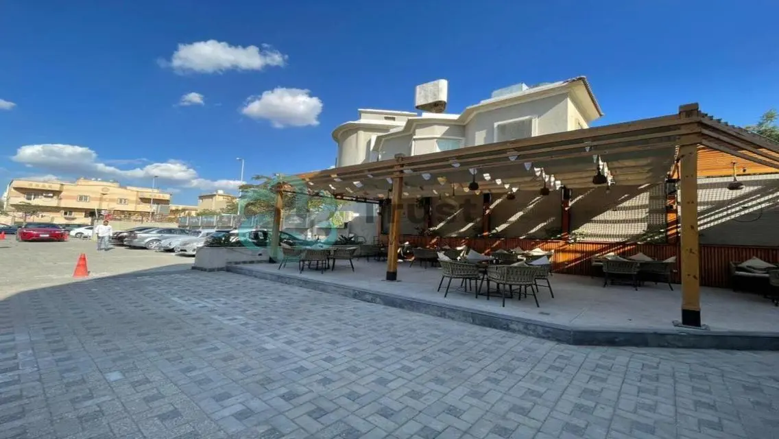 Premium Office Space for Sale - 800 Square Meters