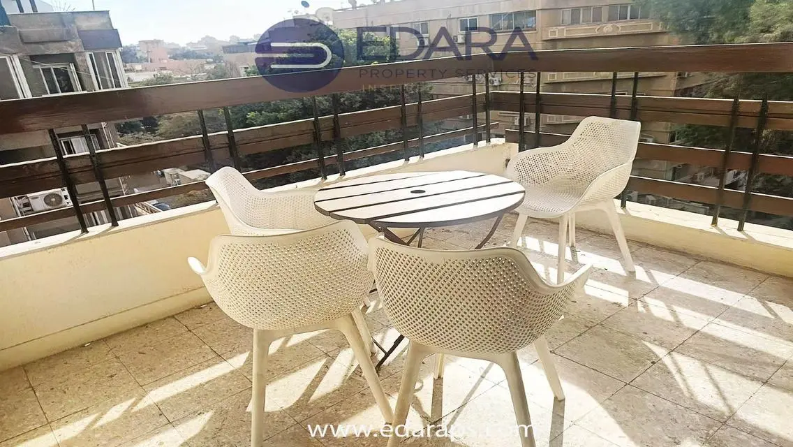 شقة حديثة للبيع في موقع متميز