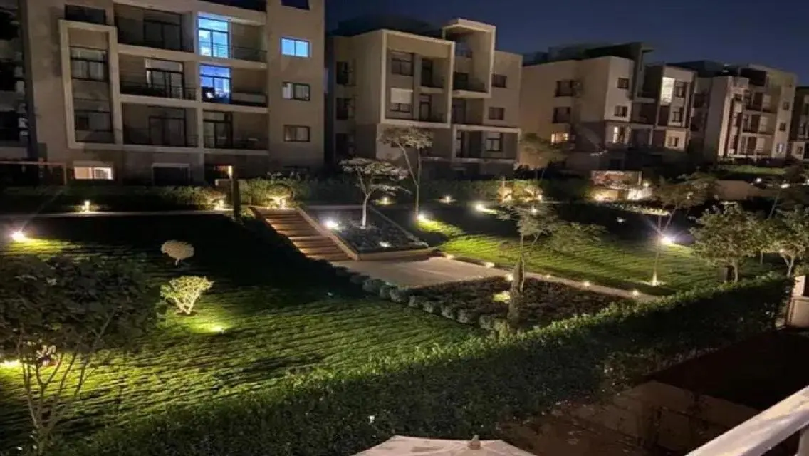Luxury Apartment for Rent in Fifth Square - Al Marasem