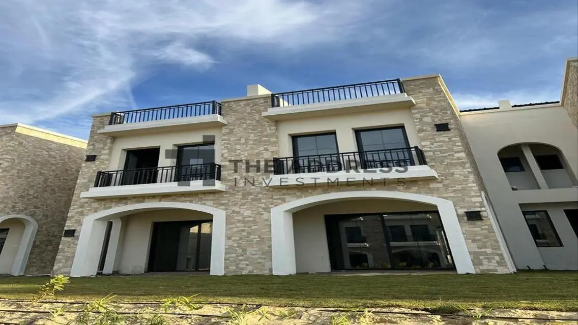 Luxury Villa for Sale in Mountain View 1, New Cairo