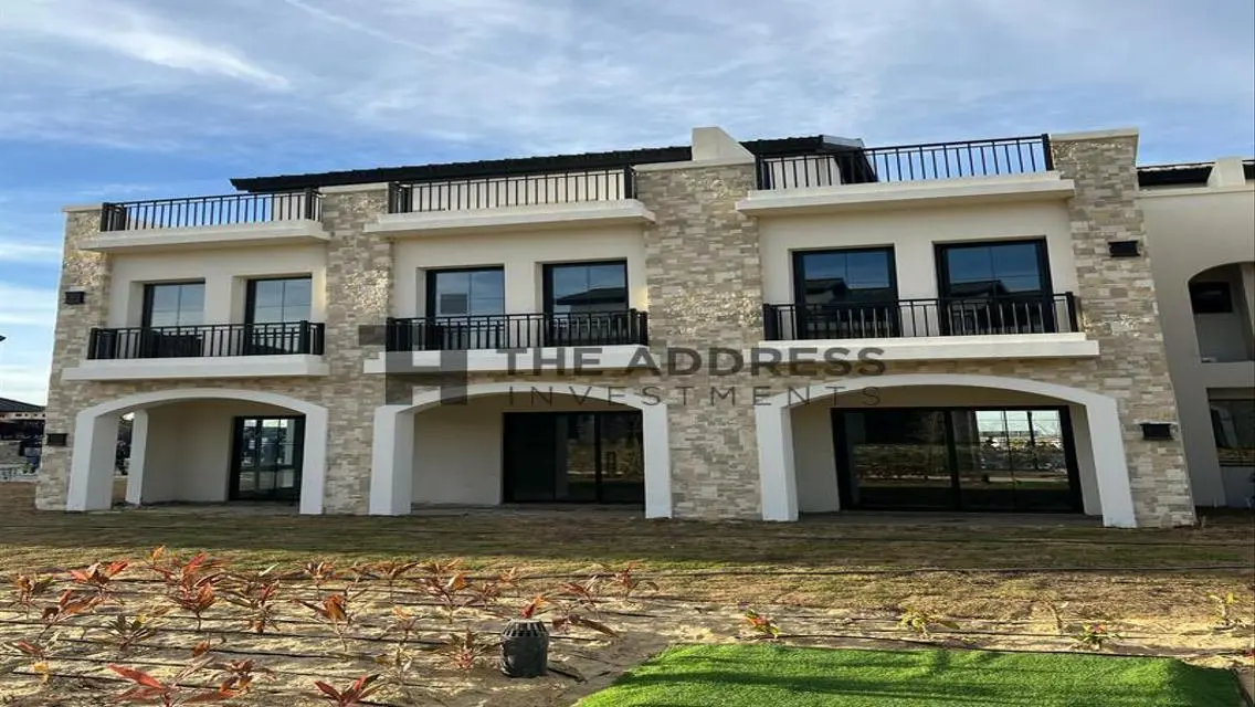 Luxury Villa for Sale in Mountain View 1, New Cairo