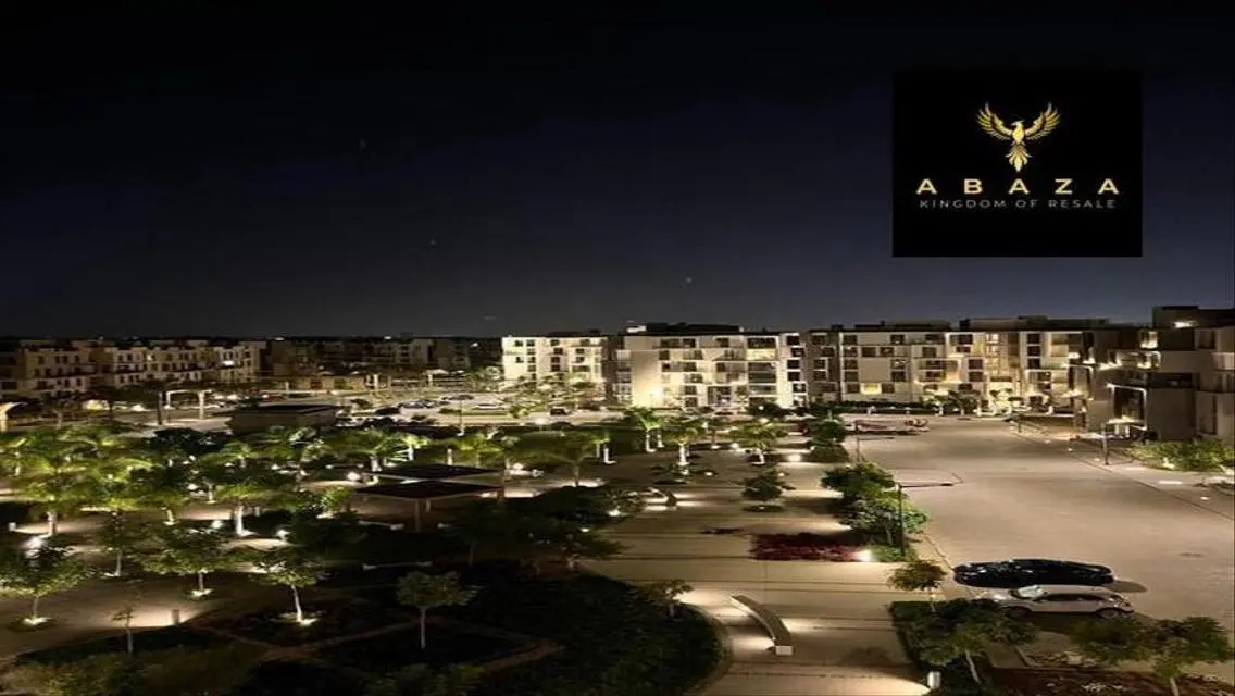 Luxury Villa with Balcony and Security Guard