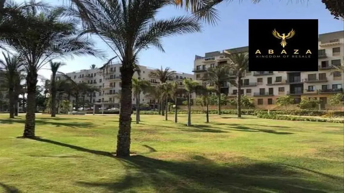 Luxury Villa with Balcony and Security Guard