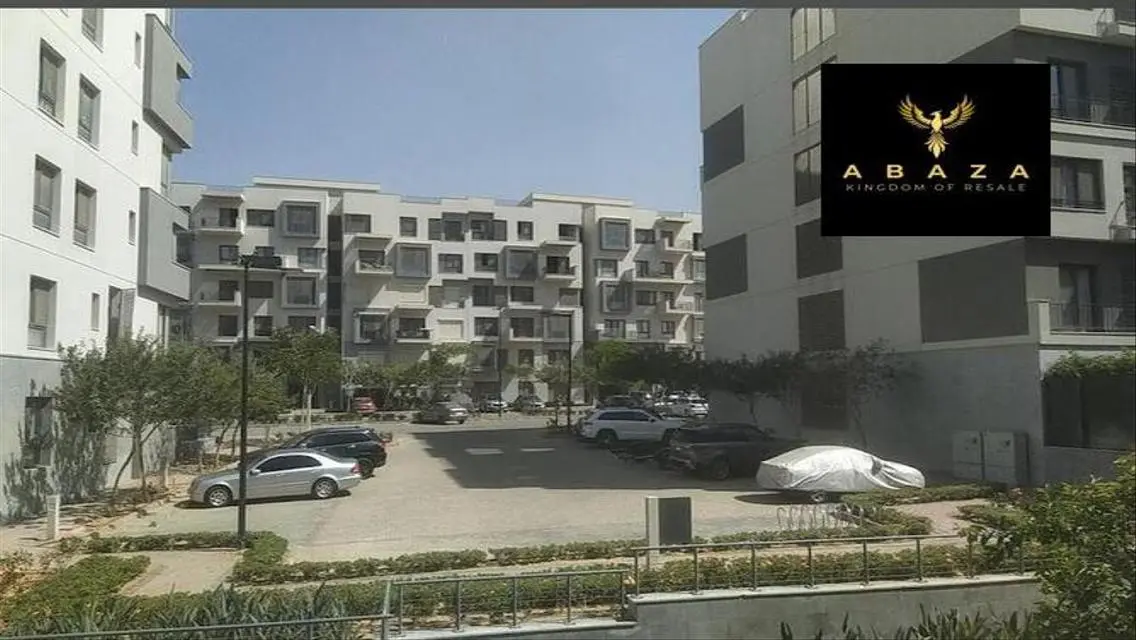 Luxury Villa with Balcony and Security Guard