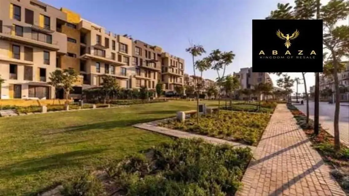 Luxury Villa with Balcony and Security Guard