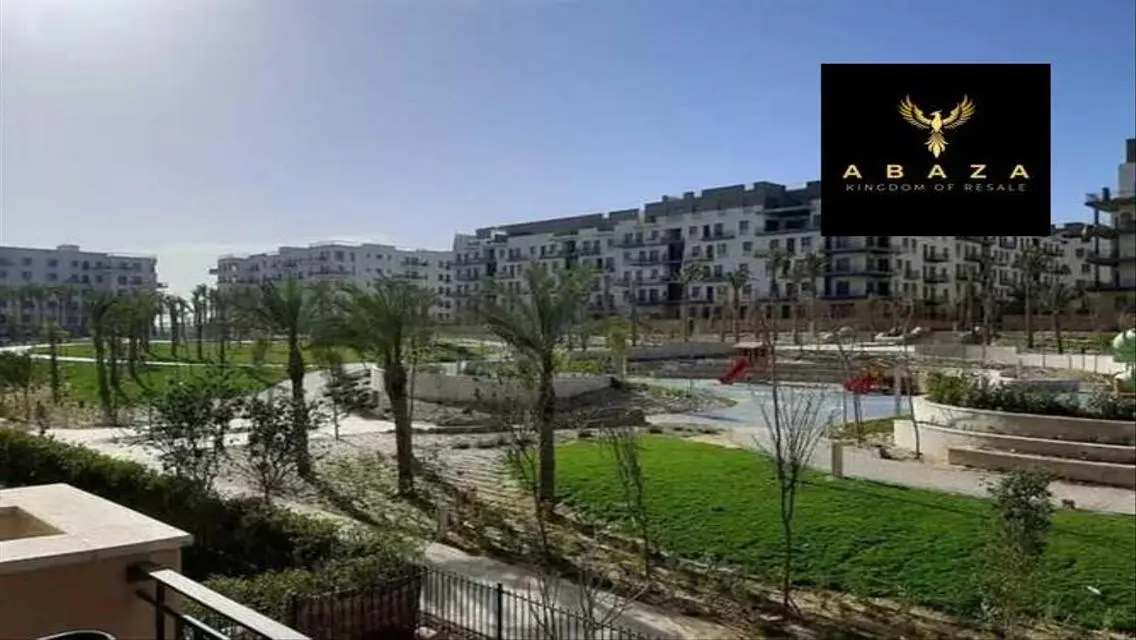 Luxury Villa with Balcony and Security Guard