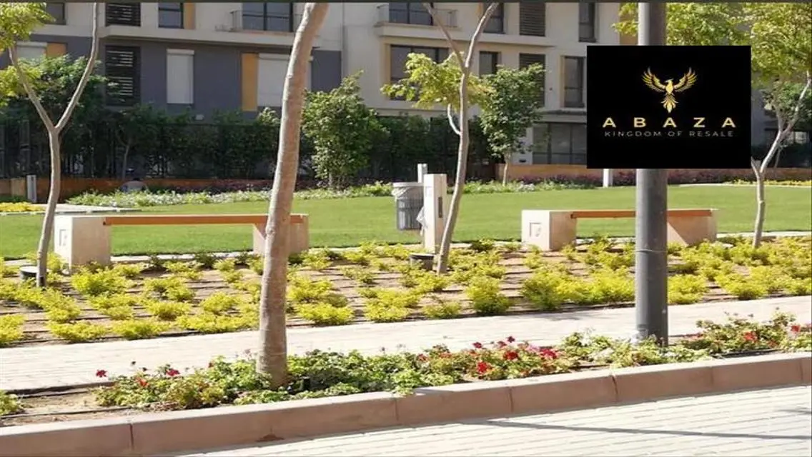 Luxury Villa with Balcony and Security Guard