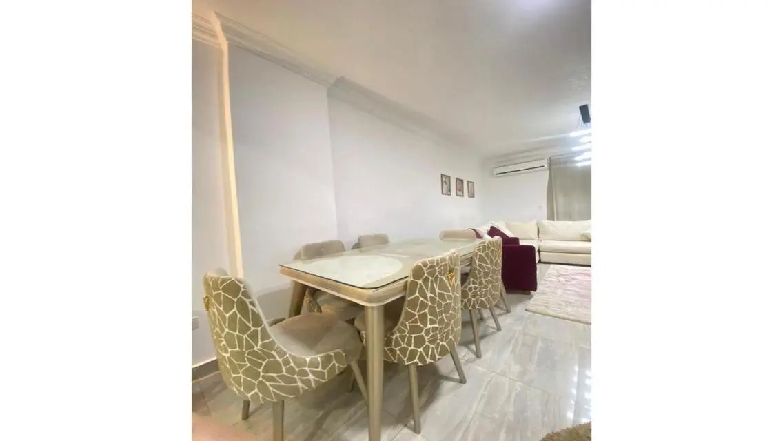 Luxury Apartment for Rent - 450 sqm