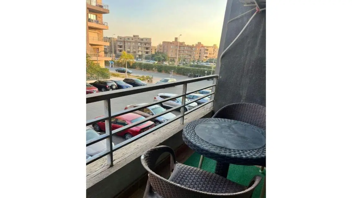 شقة عصرية بسعر مميز في قلب المدينة
