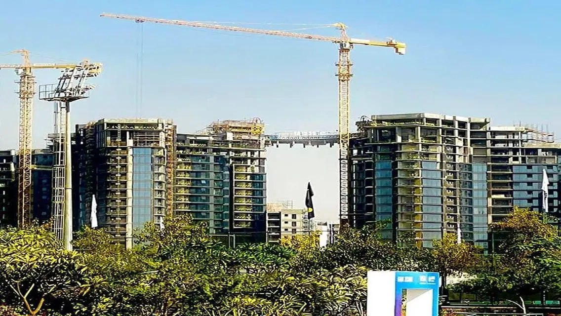 Luxury Apartment for Sale with Lakeside View