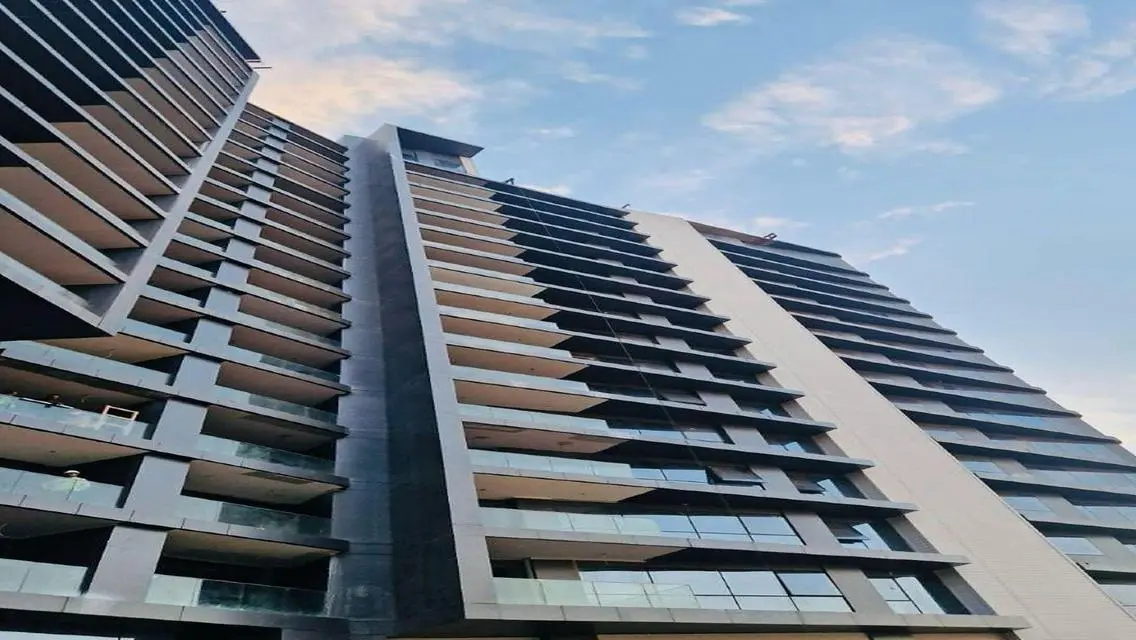 Luxury Apartment for Sale with Lakeside View