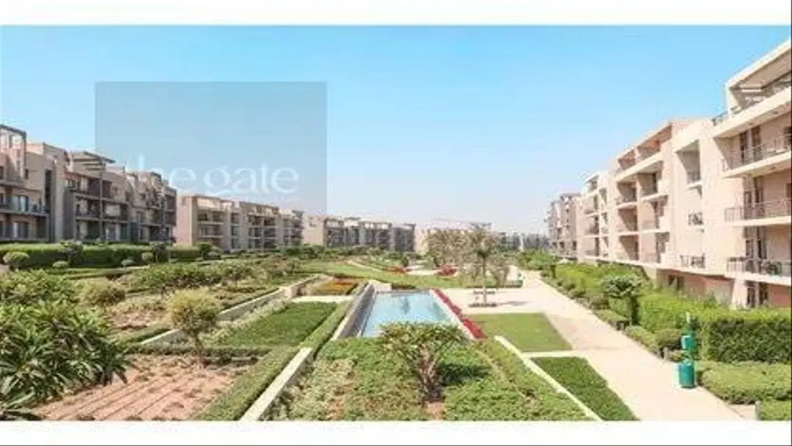 Luxury Apartment in Moon Residence