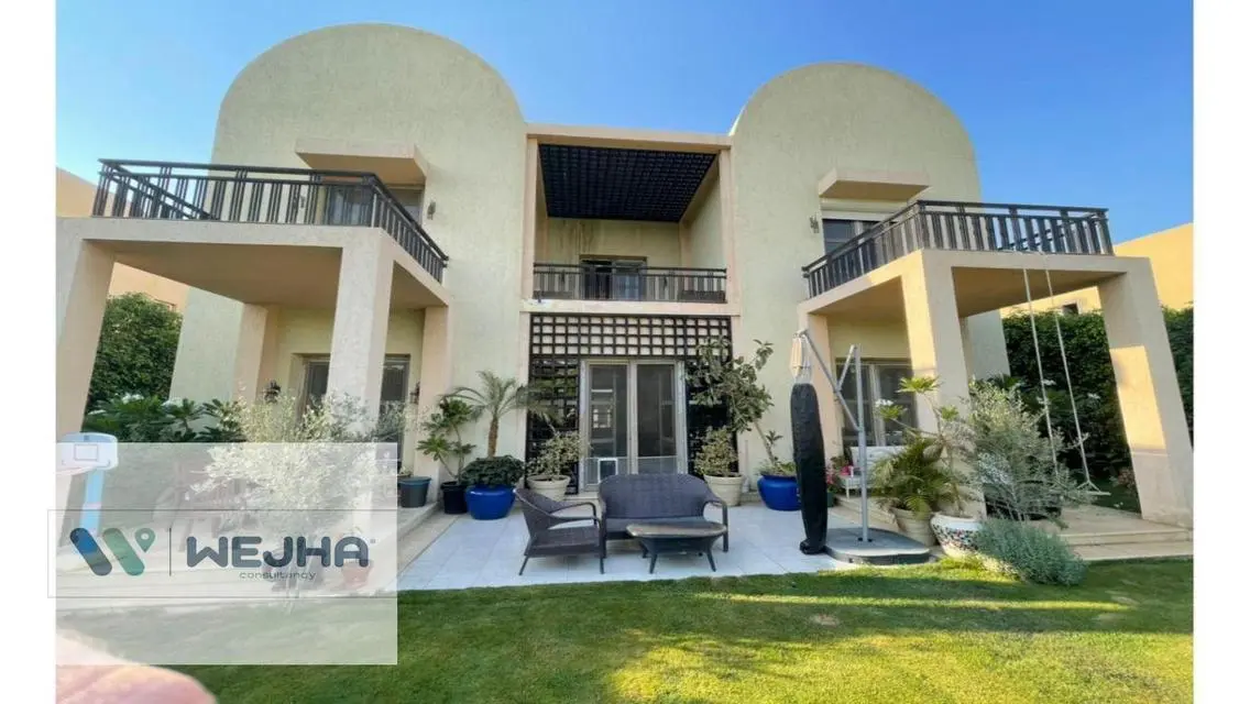 Luxury Villa for Sale with Private Garden and Pool