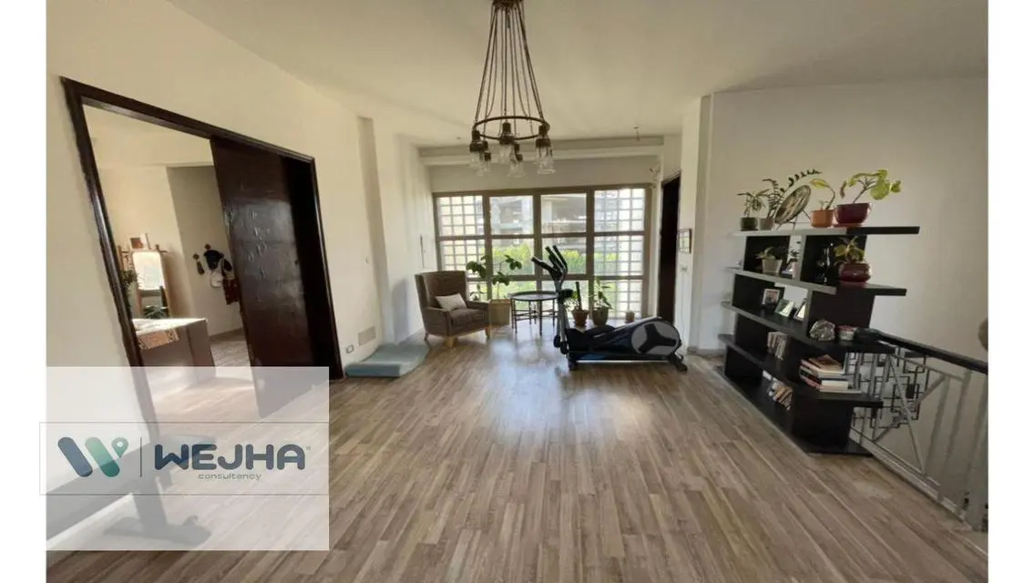 Luxury Villa for Sale with Private Garden and Pool
