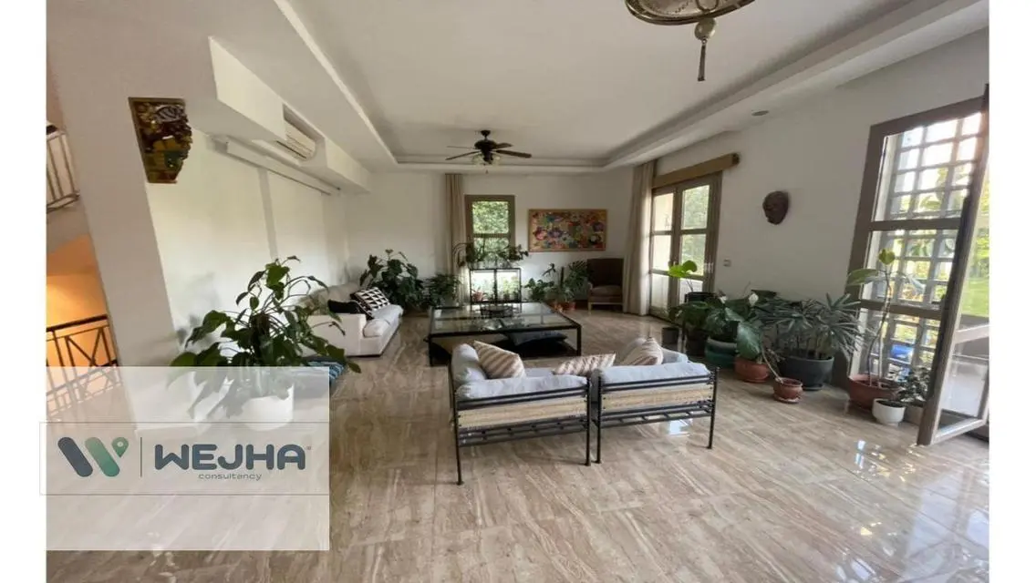 Luxury Villa for Sale with Private Garden and Pool