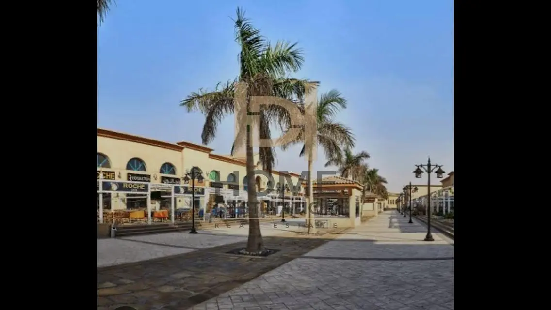 فرصة استثمارية مميزة في سكاي بلازا مول
