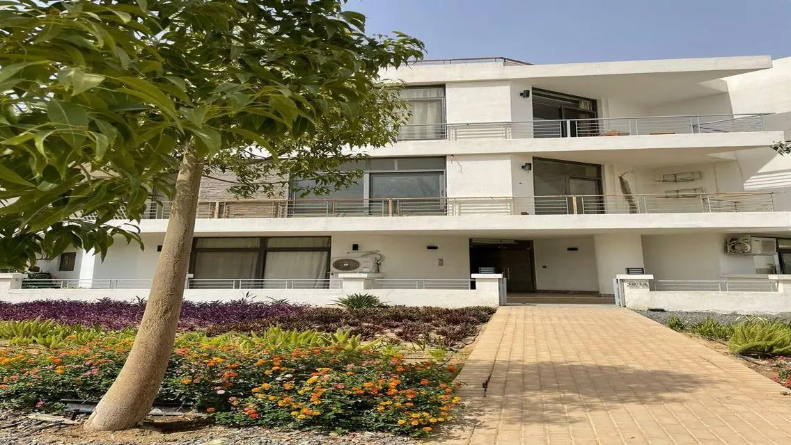 Apartment for Sale - Meter Space with Security Guard