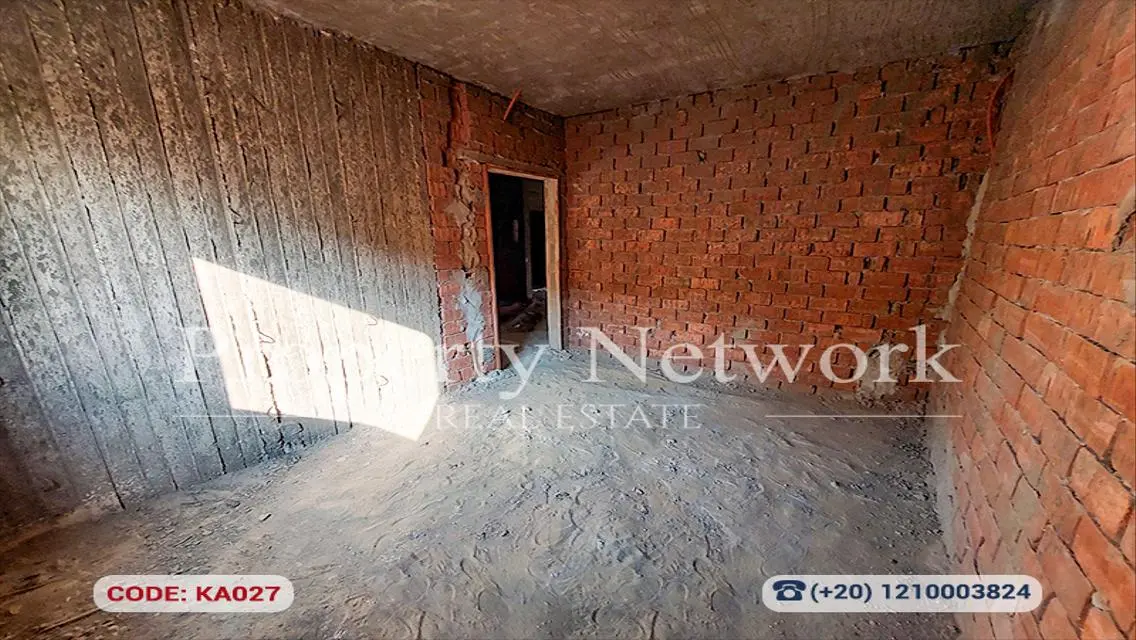 شقة فاخرة بمساحة 240 متر بسعر مميز