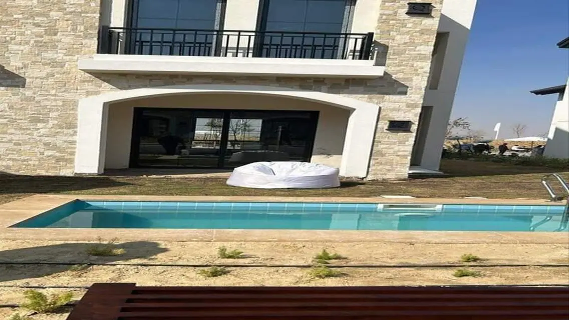 Luxury Villa for Sale at The Wonder Marq with Premium Amenities